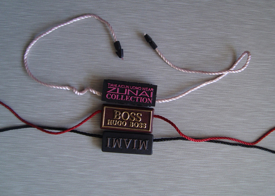 kaufen Selbst, der Plastikdichtungs-Hang Tags Fastener Plastic Tag-Aufhänger-Kleidernamensschilder zuschließt online manufacture