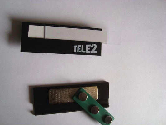 Magnetische Namensschilder aus Aluminiumlegierung mit Logo-Druck