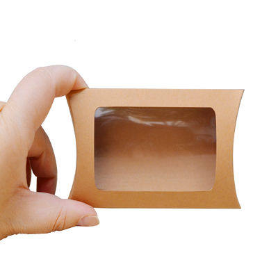 Kraftpapier-Kissenbox mit klarem Fenster
